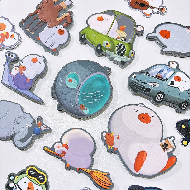 Giant Duck and His Friends / 9 cm waterproof stickers / 9 styles in total - Stickers - Paper White