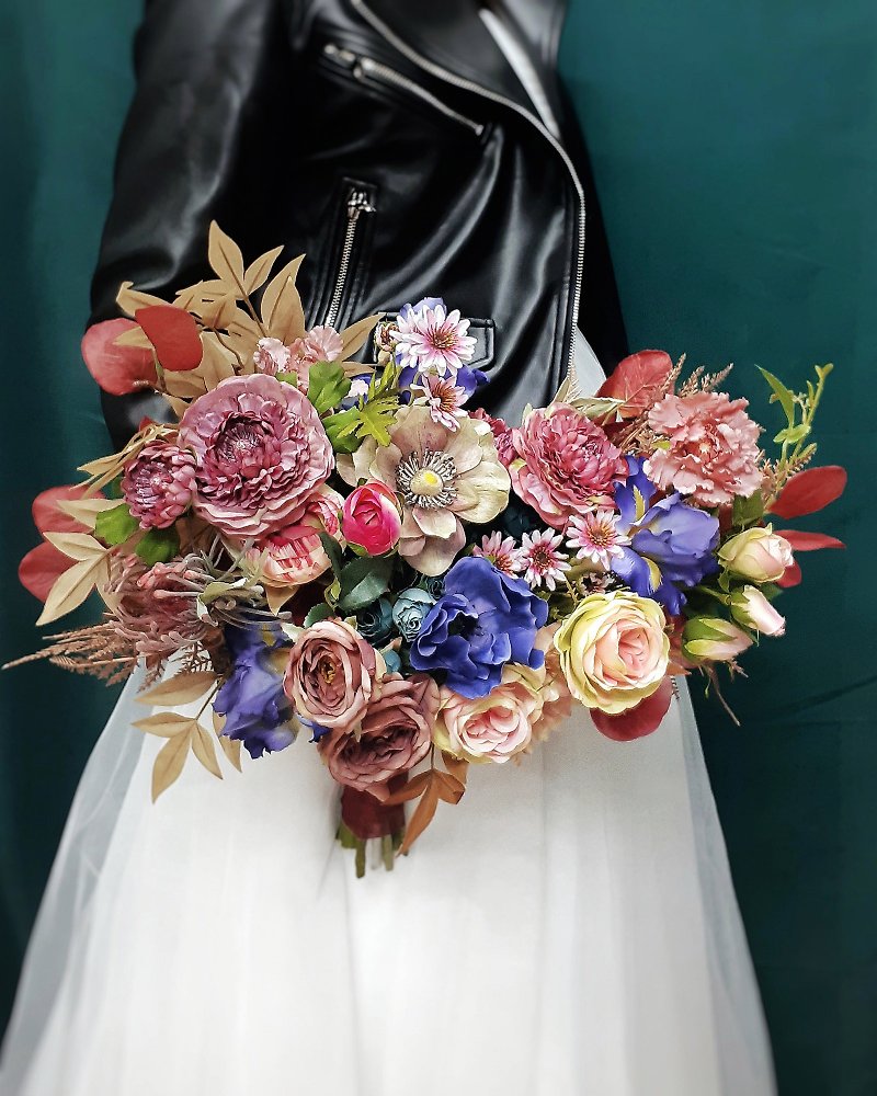Silk Bouquet, Retro Wedding Bouquet, Boho Bridal Bouquet, Faux Flowers - ช่อดอกไม้แห้ง - ไฟเบอร์อื่นๆ หลากหลายสี