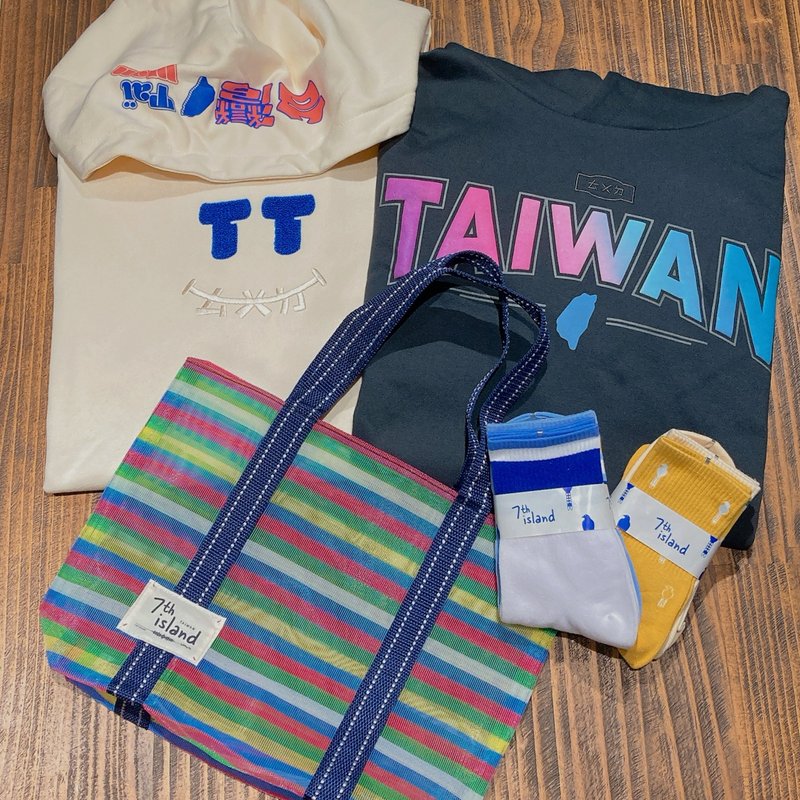【TEAM TAIWAN聖誕福袋】台灣帽T(兩款)。彩虹茄芷袋。原創中筒襪 - 帽T/大學T - 棉．麻 