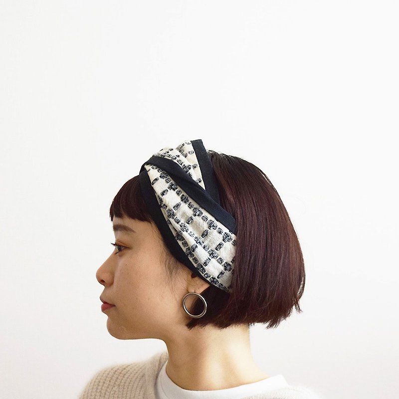 Plaid switching flat turban hair band hair accessories cotton Linen monotone imported fabric - Hair Accessories - Cotton & Hemp Black