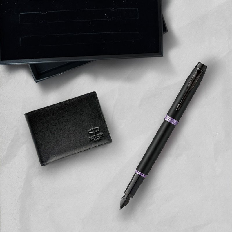 Parker 派克新IM 魅影黑(紫環)鋼筆 牛皮短夾禮盒 免費刻字 - 鋼筆 - 其他金屬 黑色