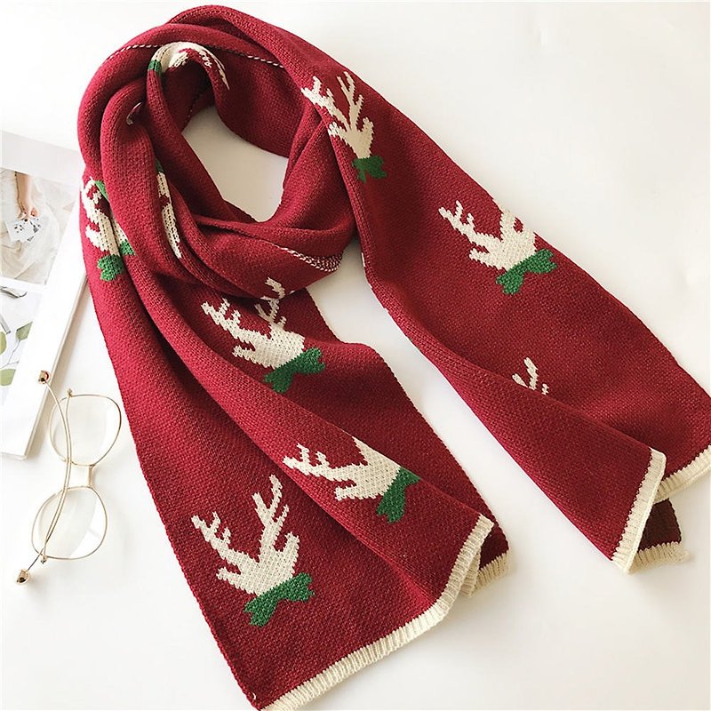 Christmas gift customizable embroidered lettering scarf shawl Valentine's Day gift birthday gift deer - ผ้าพันคอถัก - วัสดุอื่นๆ 
