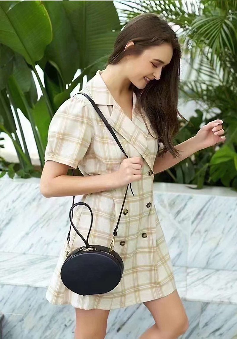 [30% off at the end of the year] Retro round bag handmade leather small round bag ladies shoulder bag handbag - Messenger Bags & Sling Bags - Genuine Leather 