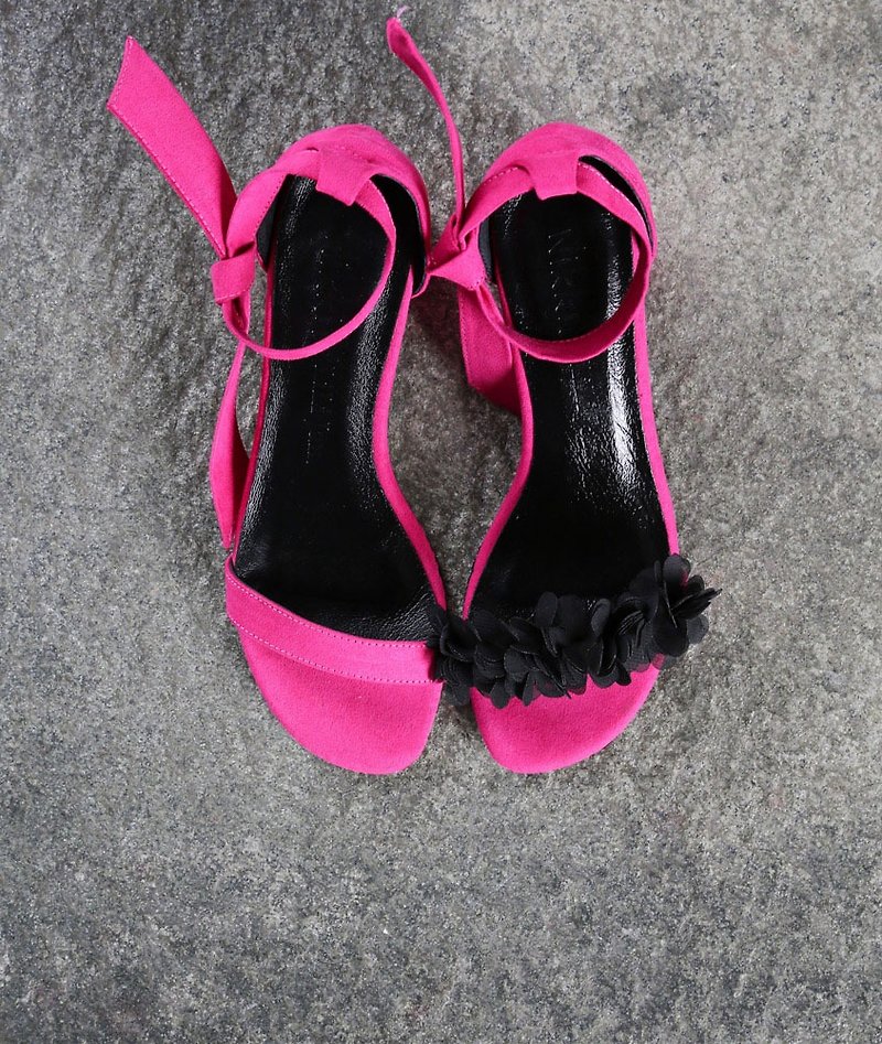【購物狂小姐】兩穿綁帶一字涼鞋_甜美桃紅 - 涼鞋 - 聚酯纖維 粉紅色
