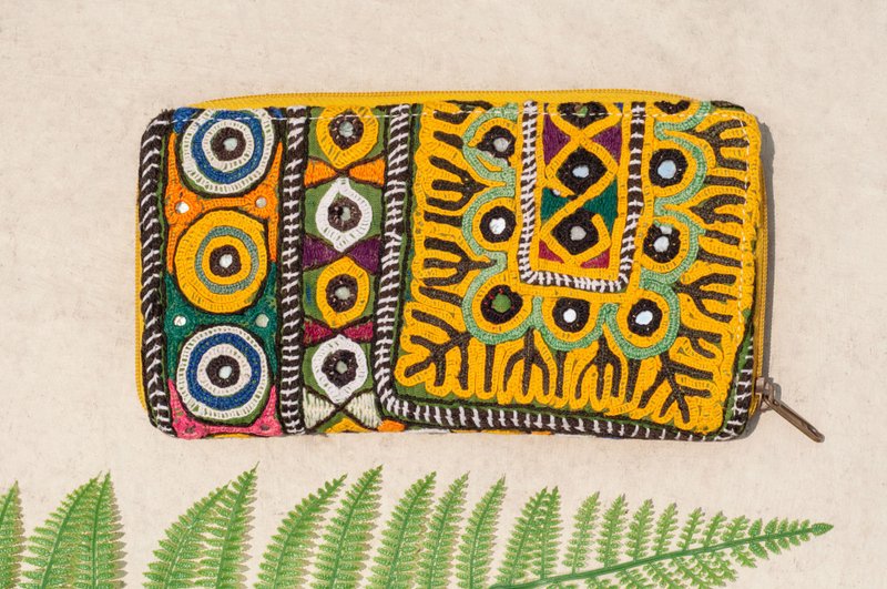 Hand-embroidered wallet national wind long clip embroidery wallet handmade ancient cloth long clip - round mirror flowers - Wallets - Cotton & Hemp Multicolor