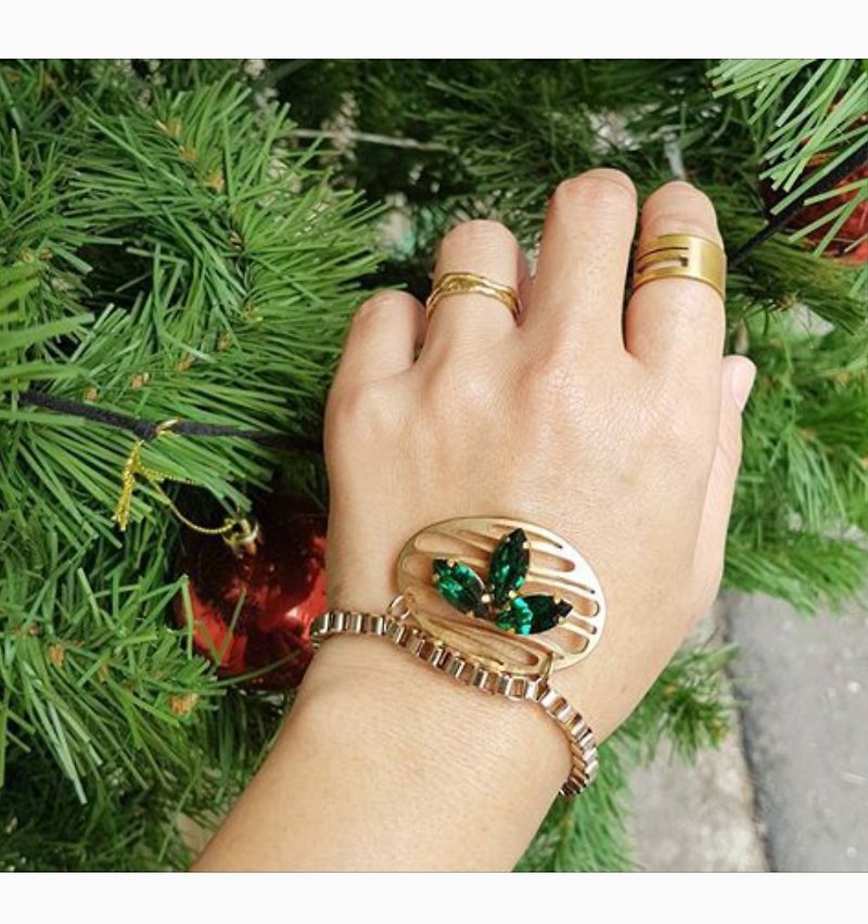 ☆ exclusive [copper. Hand. Three leaves modeling Shihua Loma eye chain] 2 color - สร้อยข้อมือ - โลหะ สีเขียว