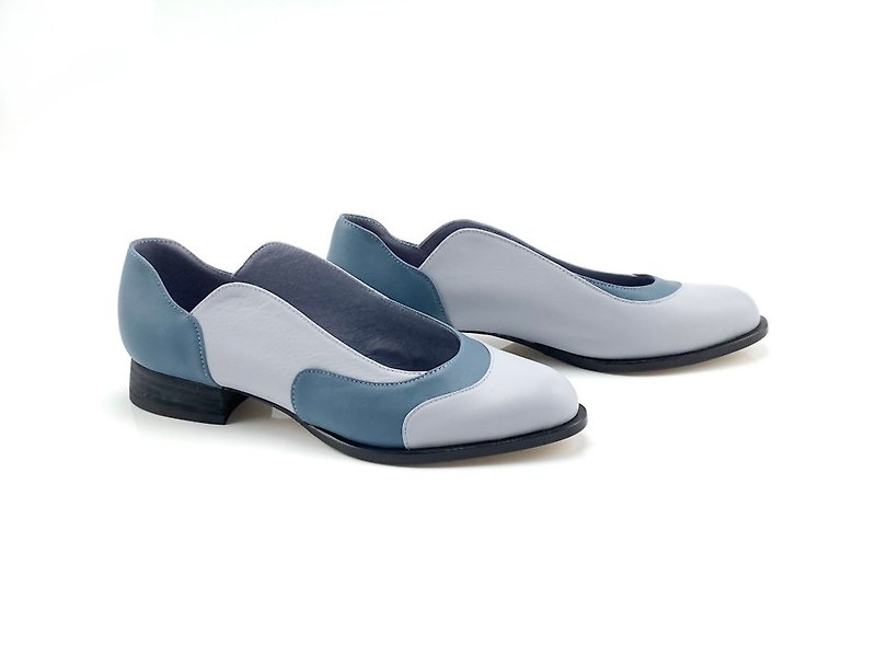 Plumeria ( Gray-Blue handmade leather shoes) - รองเท้าลำลองผู้หญิง - หนังแท้ สีเทา