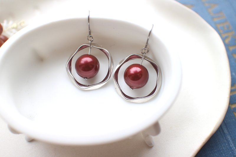 銀色玫瑰-不鏽鋼 施華洛水晶耳環-針式 夾式 - 耳環/耳夾 - 其他金屬 紅色