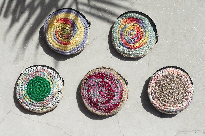 Limited gift handmade crochet round coin purse / storage bag / bag / debris bag / headphone pouch - color palette colorful round + sari purse - Coin Purses - Cotton & Hemp Multicolor