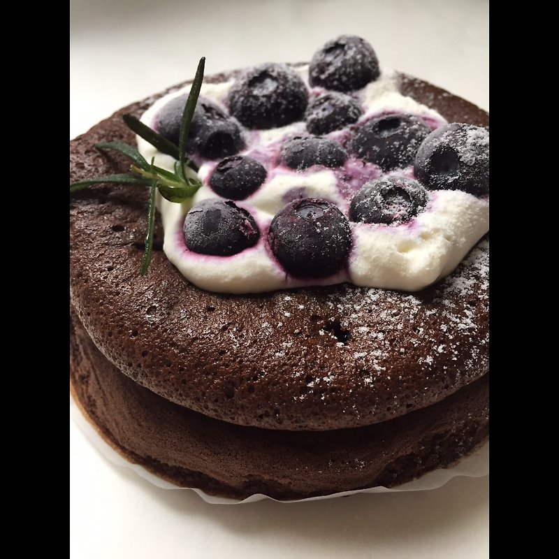 藍莓巧克力無麩質蛋糕 - 鹹派/甜派 - 新鮮食材 咖啡色