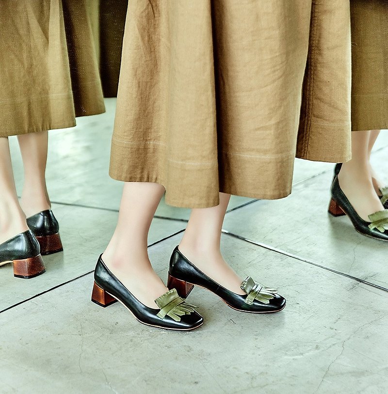 HTHREE 4.6 square toe fringed heel shoes / jungle green / thick heel / Tassel Heels - รองเท้าอ็อกฟอร์ดผู้หญิง - หนังแท้ สีเขียว