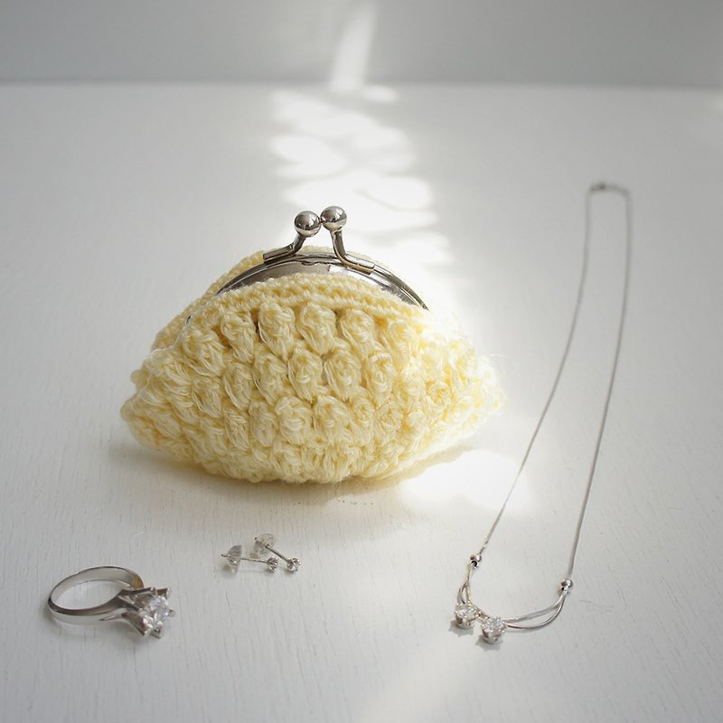 Ba-ba handmade Popcorn crochet minipouch No.C1109 - 化妝包/收納袋 - 其他材質 黃色