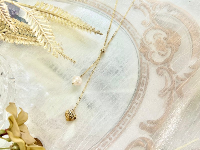 滑珠式愛心項鍊 天然淡水珍珠項鍊 可調整式 天然淡水珍珠 - 項鍊 - 寶石 金色
