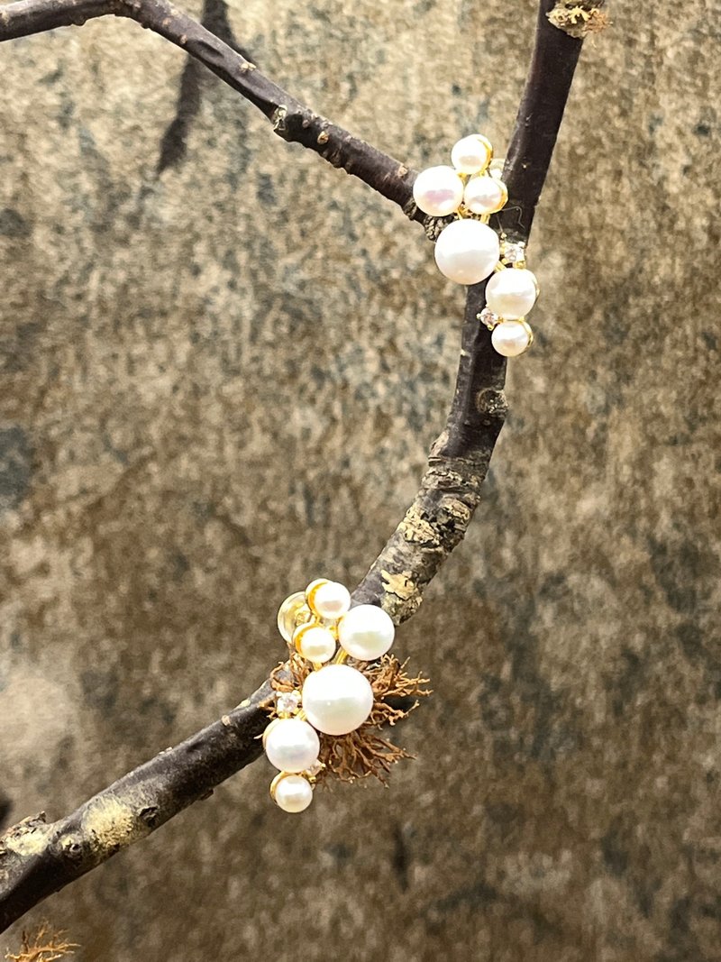 Grape Ripe Pearl Earrings on the Tree - ต่างหู - ไข่มุก 