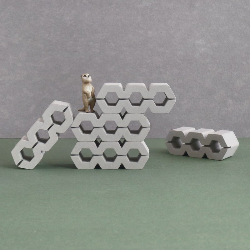 Exclusive design [mini Cement hollow bricks] diamond-shaped six-in-one set - Items for Display - Cement 