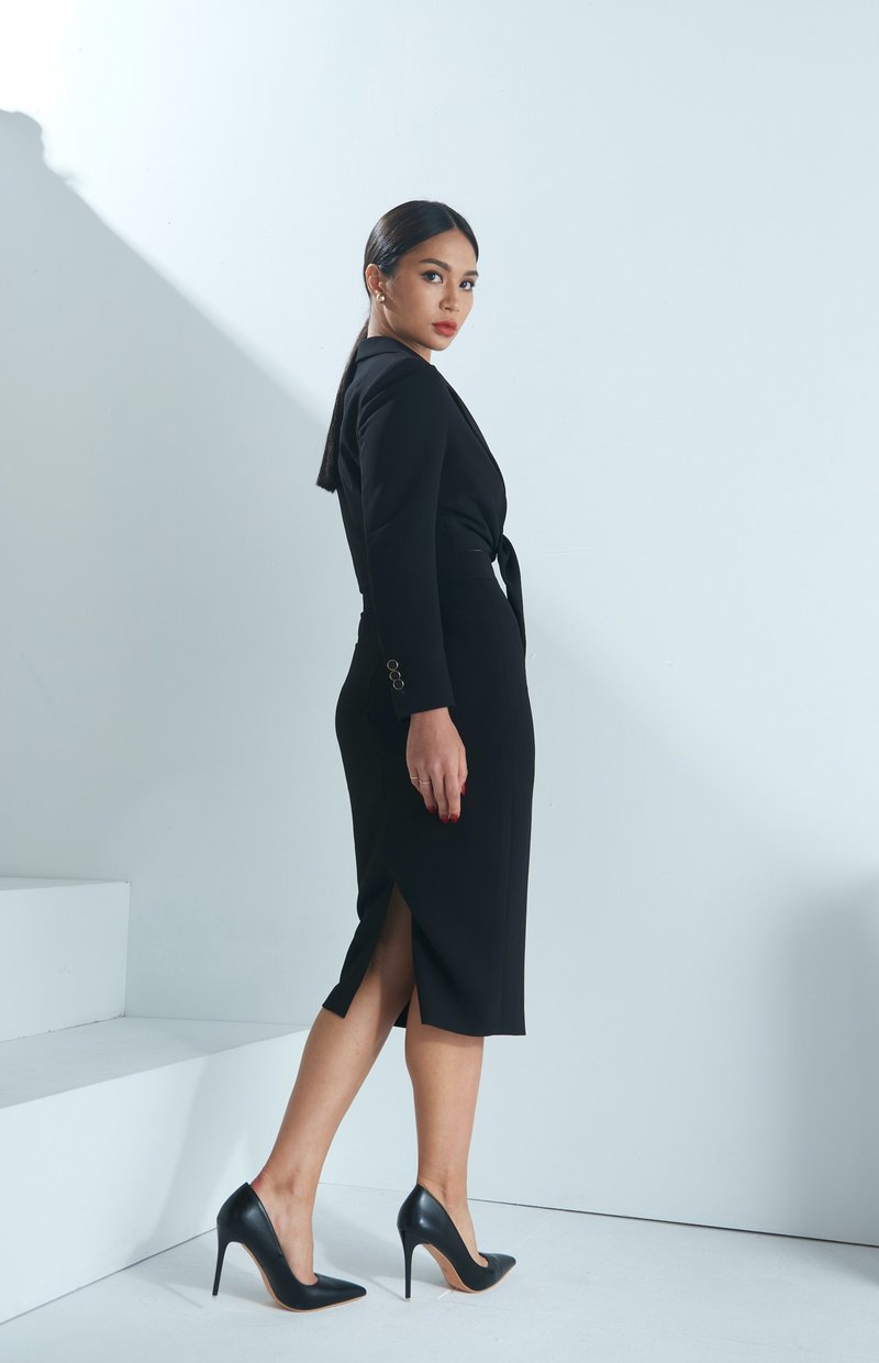 Midnight black tailored skirt - กระโปรง - เส้นใยสังเคราะห์ 