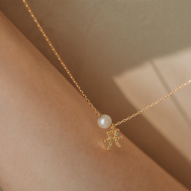 Faye_Freshwater Pearl Pendant - Necklaces - Pearl White