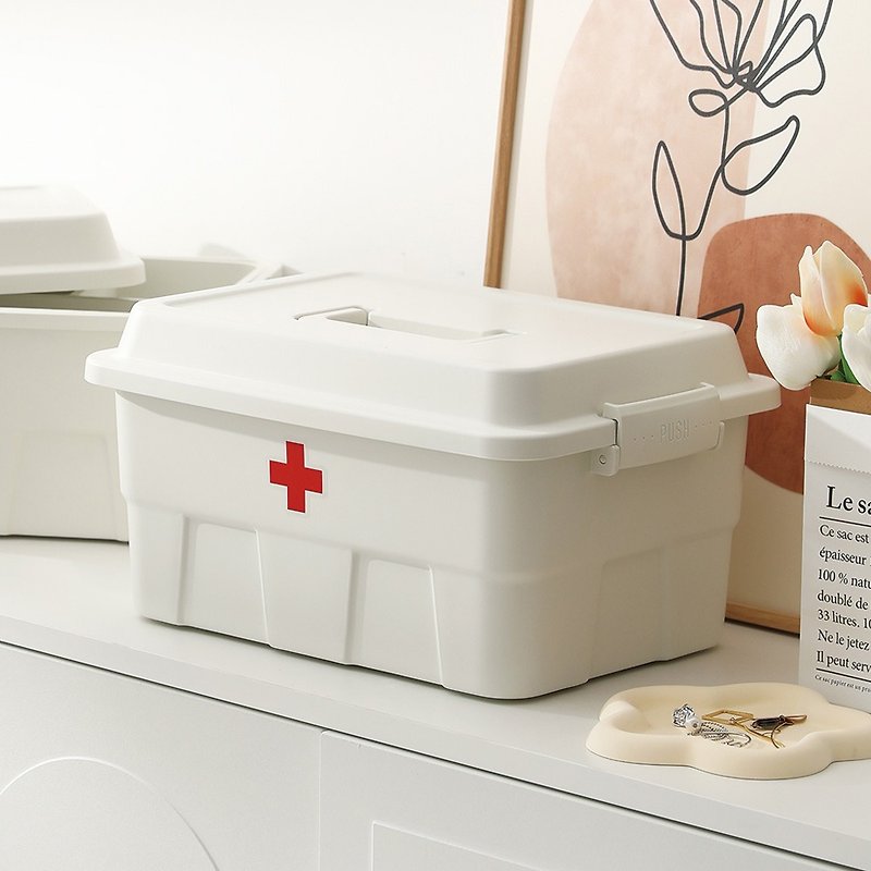 日本霜山 手提式多功能收納箱/醫藥箱/工具箱(附分類貼紙) - 居家收納/收納盒/收納用品 - 塑膠 白色