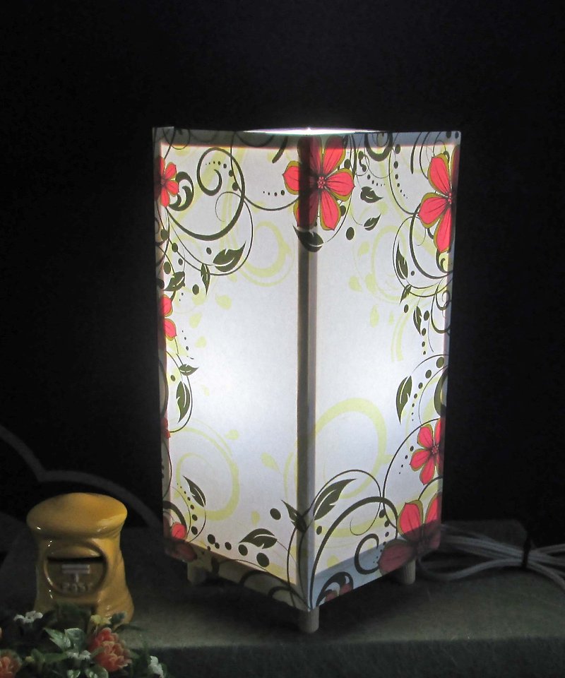 Door of flower basket · Mt. Shimoaki Takaaki Medium shape · LED decorative light stands the real pleasure! - โคมไฟ - ไม้ สีใส