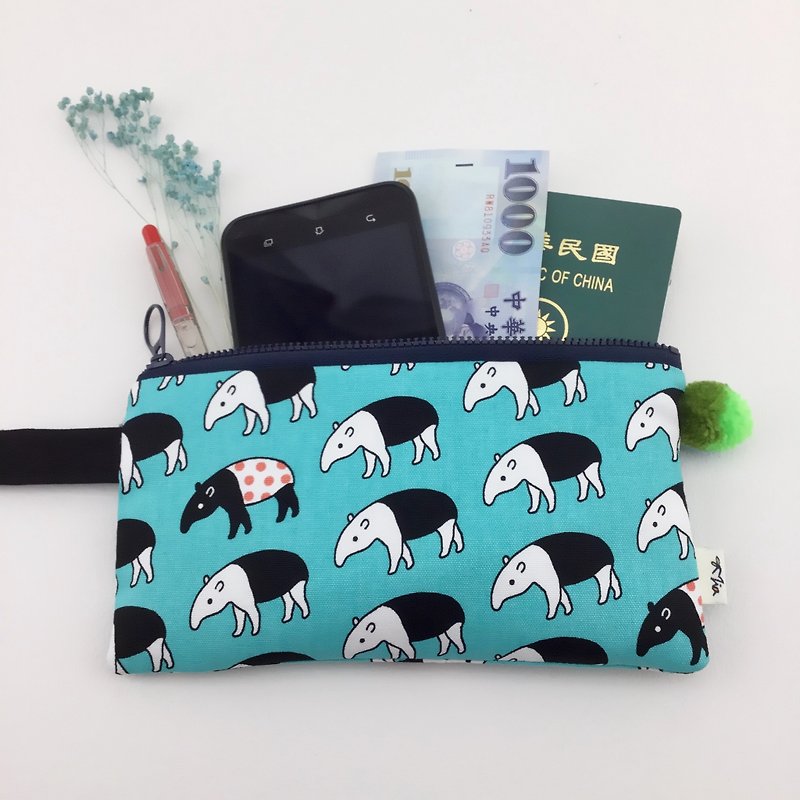 Super cute Malay tapir—mobile phone bag/pen bag/wallet/universal bag - กล่องดินสอ/ถุงดินสอ - ผ้าฝ้าย/ผ้าลินิน 