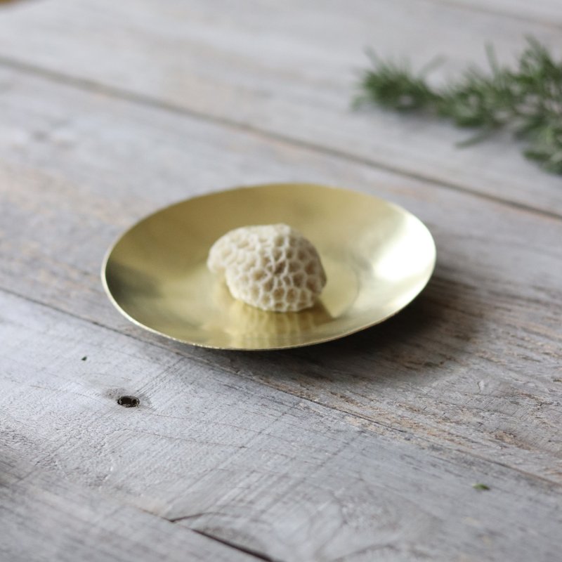 Small golden plate brass plain - จานเล็ก - ทองแดงทองเหลือง สีทอง