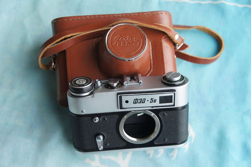 FED-5V カメラ レンズ ソビエト ライカをあなたのコレクションに - カメラ - その他の素材 