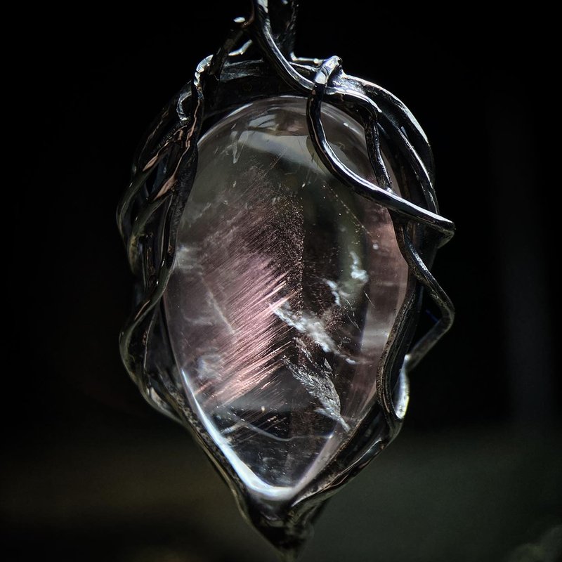 天然礦石 / 紅針水晶 / 如虹 / 稀有紅針 - 項鍊 - 水晶 紅色