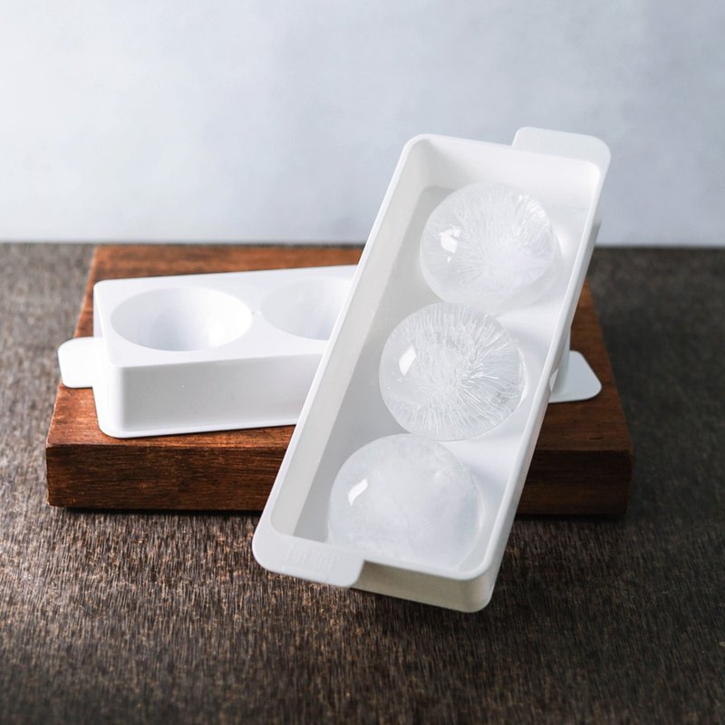 Japan-made ice hockey ice box - Other - Resin 