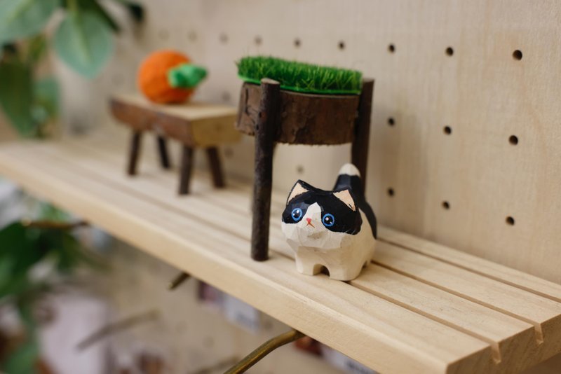 Basswood wood carving of cute black and white cat - Items for Display - Wood Black