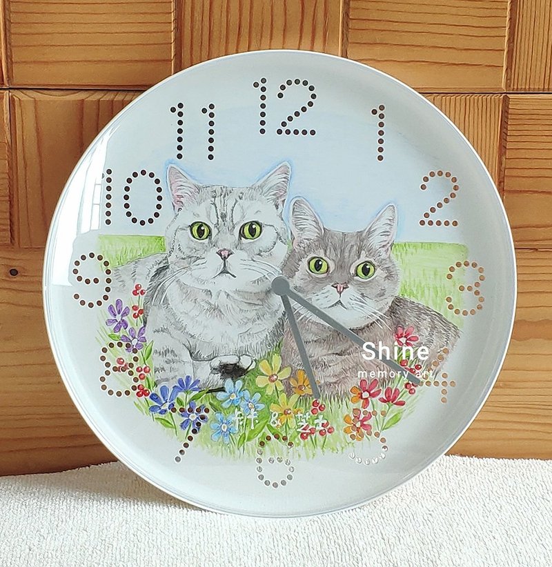 Customized hand-painted pet cat wall clock-two - หมอน - พลาสติก 