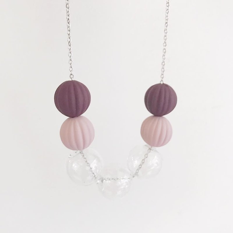 Pink glass bead necklace necklace Pink Red Glass Ball Necklace - สร้อยติดคอ - แก้ว สึชมพู