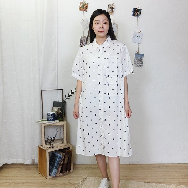 Hana Mokuba 寬鬆休閒滿版印花長版襯衫 - 女襯衫 - 棉．麻 