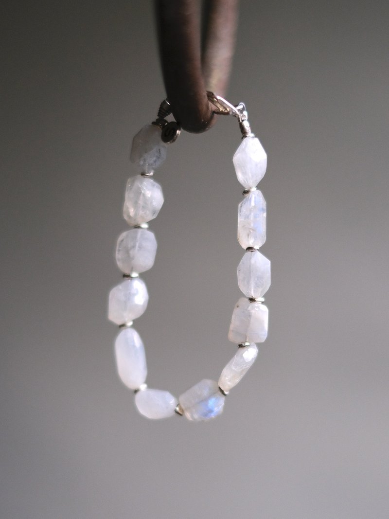 冰糖月光石純銀手鏈 - 手鍊/手環 - 水晶 銀色