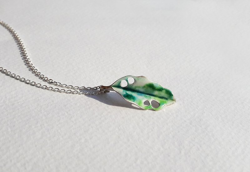 Tombé du ciel falling from the sky - Necklaces - Sterling Silver Green