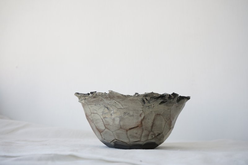陶瓷鐵質感黑色花盆 啞面植木缽 (直徑11cm 高度6.5cm) - 花瓶/花器 - 瓷 黑色