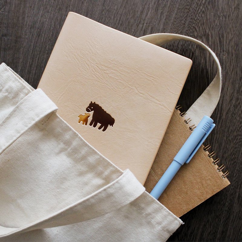 MATOKA ダイアリー 2026年版 1月始まり B6ウィークリー レフト Schatz Horse - 筆記本/手帳 - 紙 