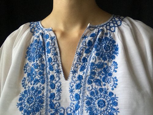 トップス 00s Share Spilit Hand Embroidery Top Embroidered Split Neck Top | Talbots