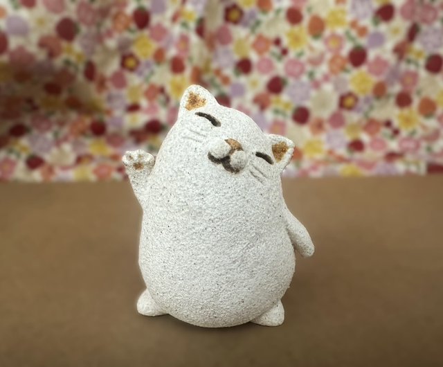 とってもキュートな癒しグッズ 台湾デザイン・創作の小さな陶器ニャー