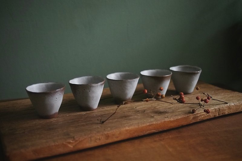 Japanese pottery cups/tea cups/tea sets/ceramic ware - ถ้วย - ดินเผา สีนำ้ตาล