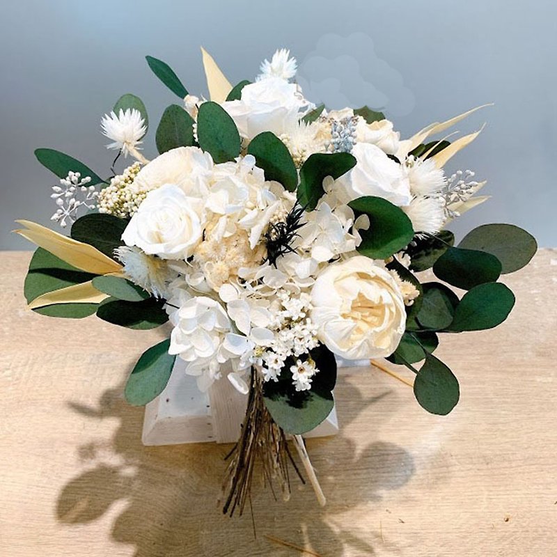 White love - Dried Flowers & Bouquets - Plants & Flowers White