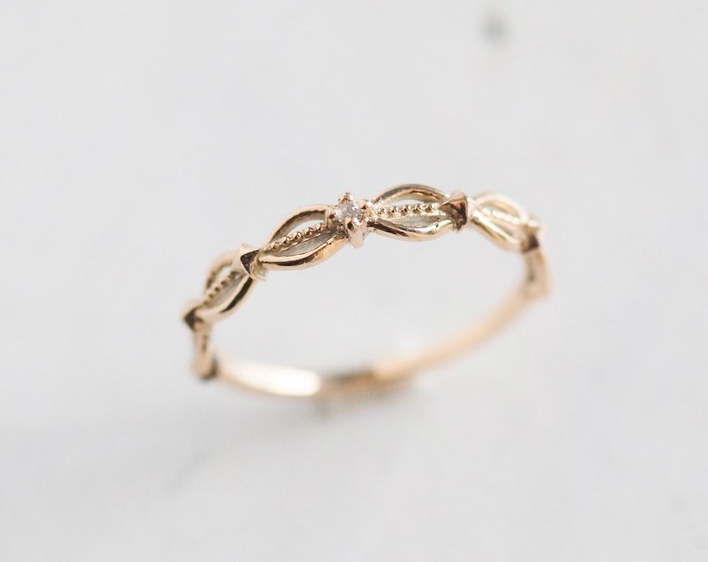 Lace pattern gold ring K10YG / diamond [made to order] - แหวนทั่วไป - เครื่องประดับ สีทอง