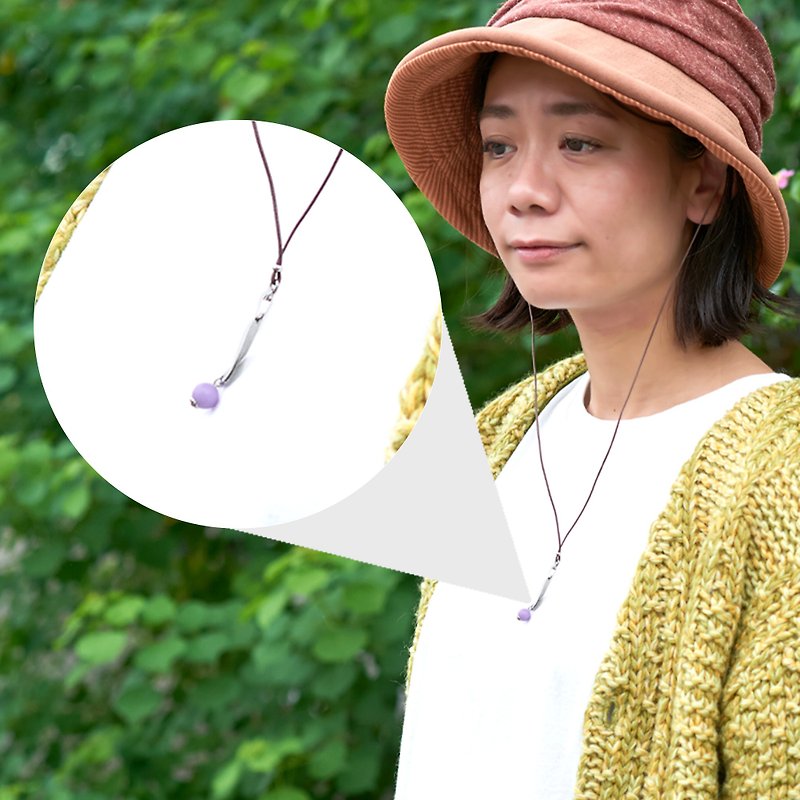 Unique Hat Accessory UV Checker Made in JAPAN Brooch Necklace Changes Colour - Brooches - Other Metals Silver