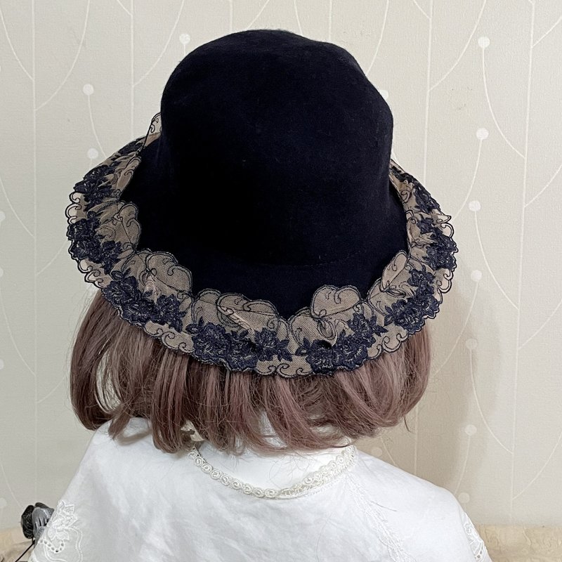 漁夫帽/ 丈青英式淑女刺繡蕾絲帽遮陽帽 帽子 毛帽 盆帽 維多利亞 - 帽子 - 其他材質 藍色