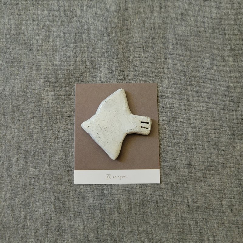 Swallow pottery brooch - เข็มกลัด - ดินเผา หลากหลายสี