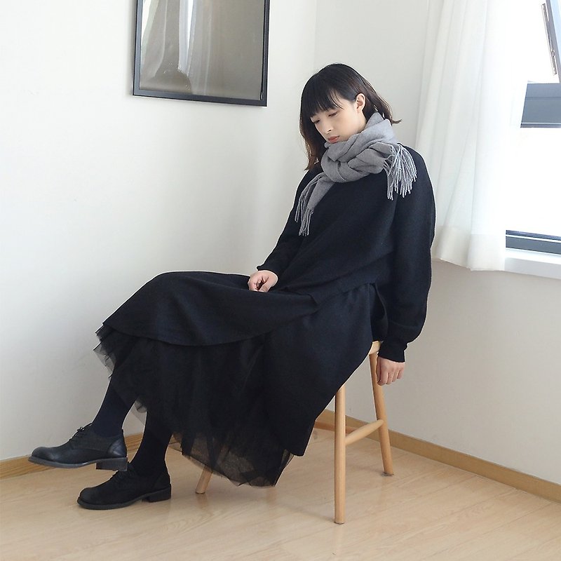 不規則なウールのステッチメッシュスカート|秋と冬のモデル|ニットウール|独立系ブランド| Sora-206 - スカート - ウール ブラック