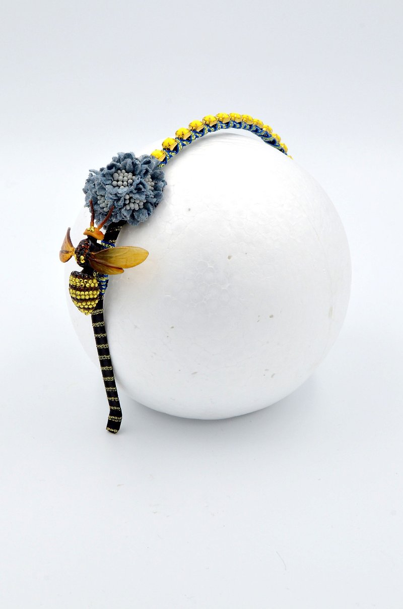 Crystal decoration bee flower ribbon headband headband HEADBAND - ที่คาดผม - วัสดุอื่นๆ สีน้ำเงิน