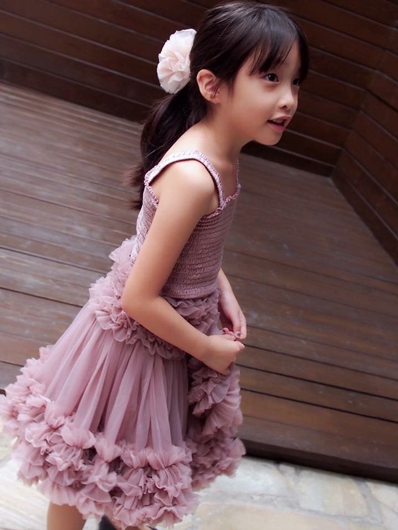 2016 Frilly Set: A re-styled petticoat tutu skirt with adjustable waist and matching top with many frills and ruffles made from the softest chiffon of the highest quality - รองเท้าเด็ก - วัสดุอื่นๆ หลากหลายสี