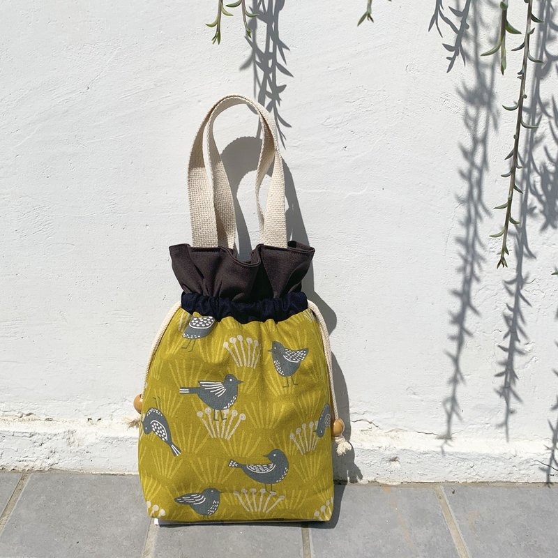 【River】Portable Handbag(Medium)/Japanese Fabric/Bird/Yellow - กระเป๋าถือ - ผ้าฝ้าย/ผ้าลินิน สีเหลือง