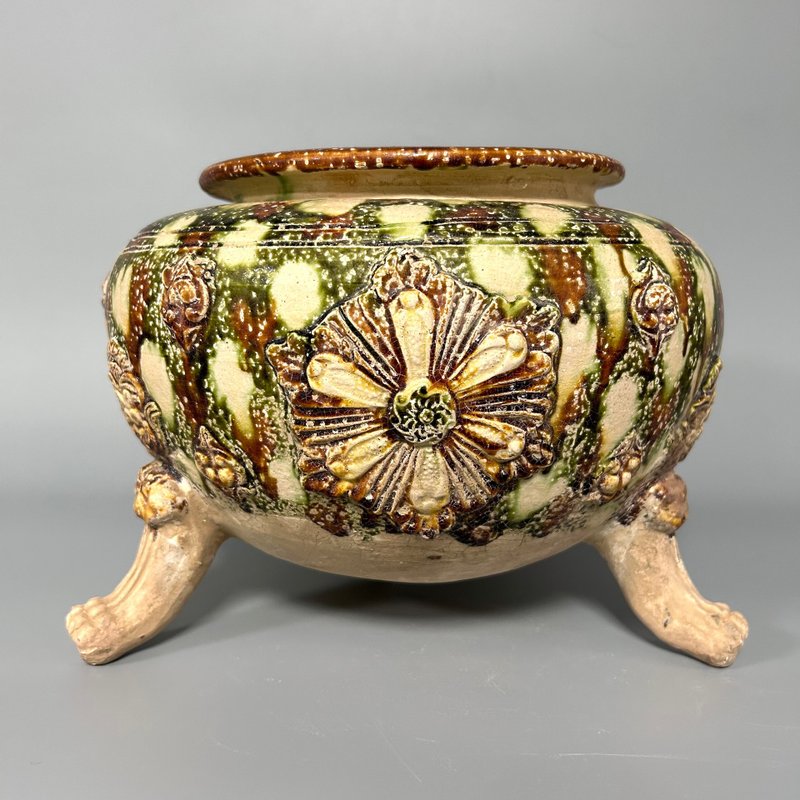 唐三彩貼花三足爐 - 擺飾/家飾品 - 陶 卡其色