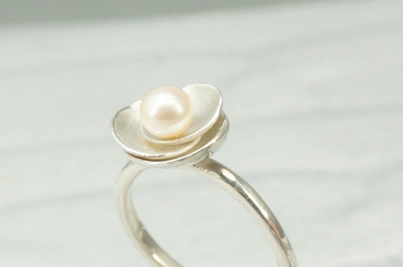 Flower Pearl International 925 Sterling Silver Handmade Ring Light Jewelry - General Rings - Sterling Silver Silver